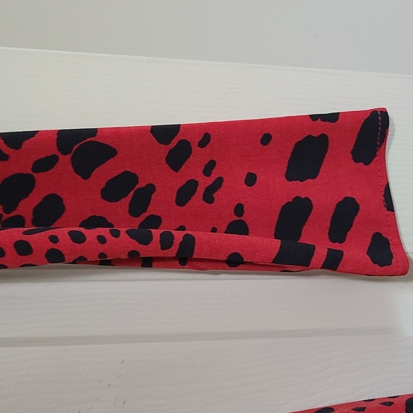 Sexy Wrap dress.NWOT Gypsy by Mara Hoffman. Red/black animal print. Small. - Picture 2 of 9
